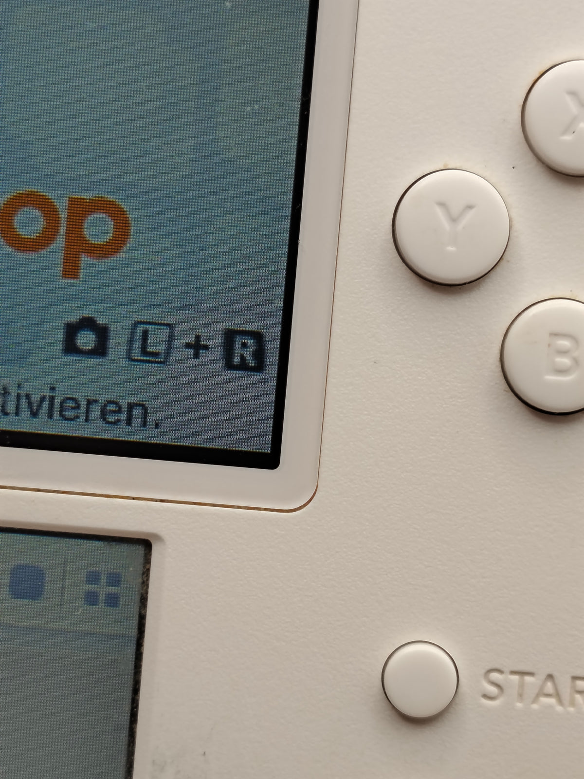 Nintendo 2DS - Rot / weiß