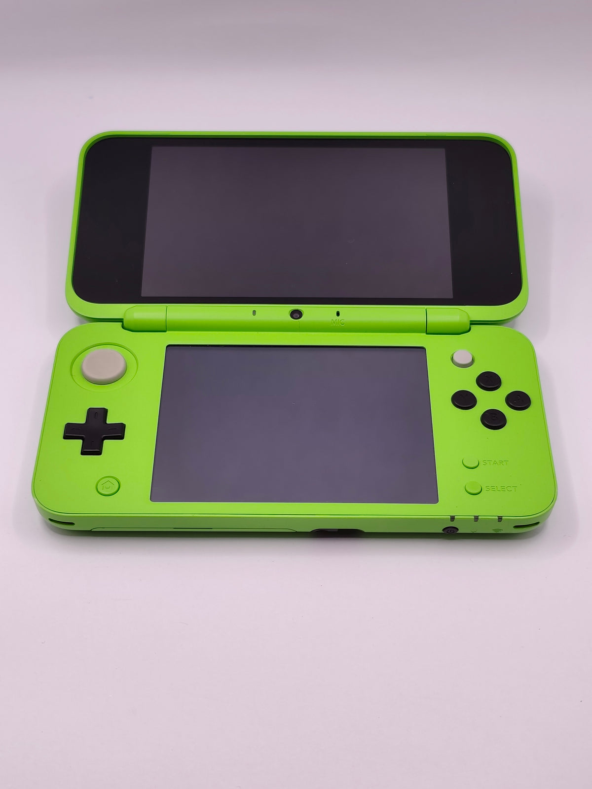 New Nintendo 2DS XL - Minecraft Edition