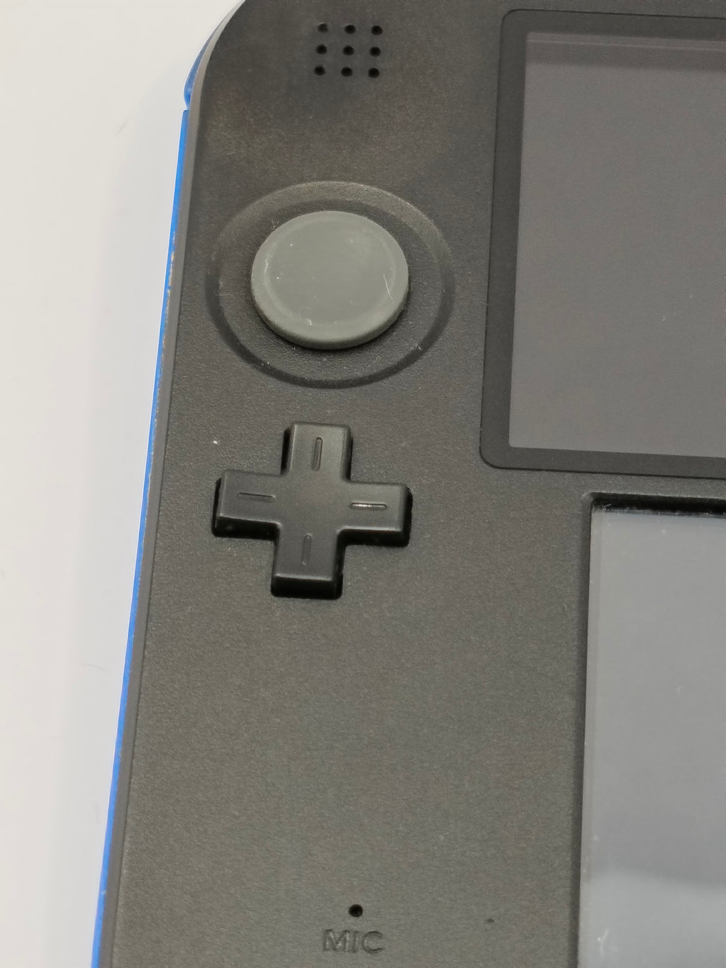 Nintendo 2DS Konsole - Blau / Schwarz